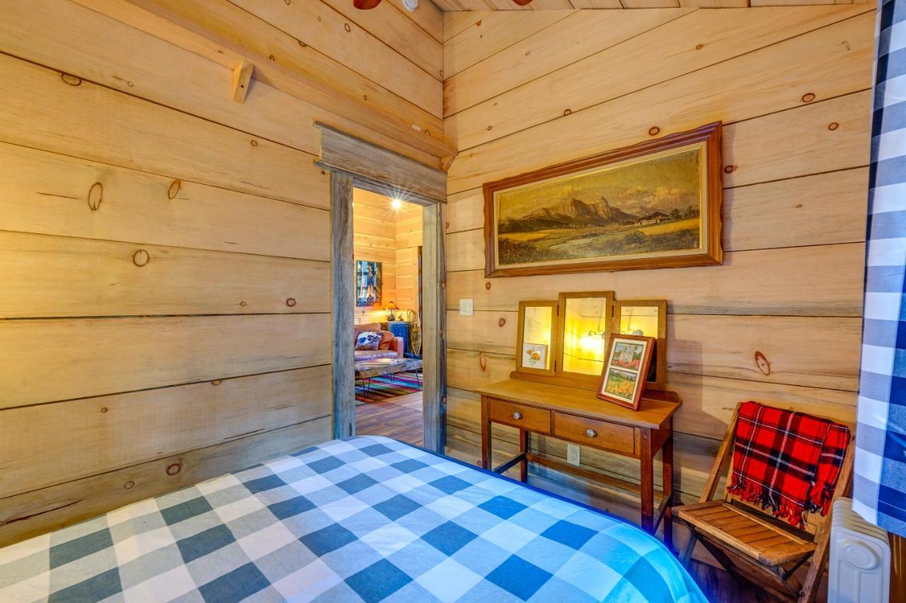 Enchanting Creekside Cabin Near Kings Canyon Park! Badger Eksteriør billede